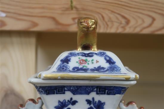 An 18th century Mandarin pattern vase, H.33cms